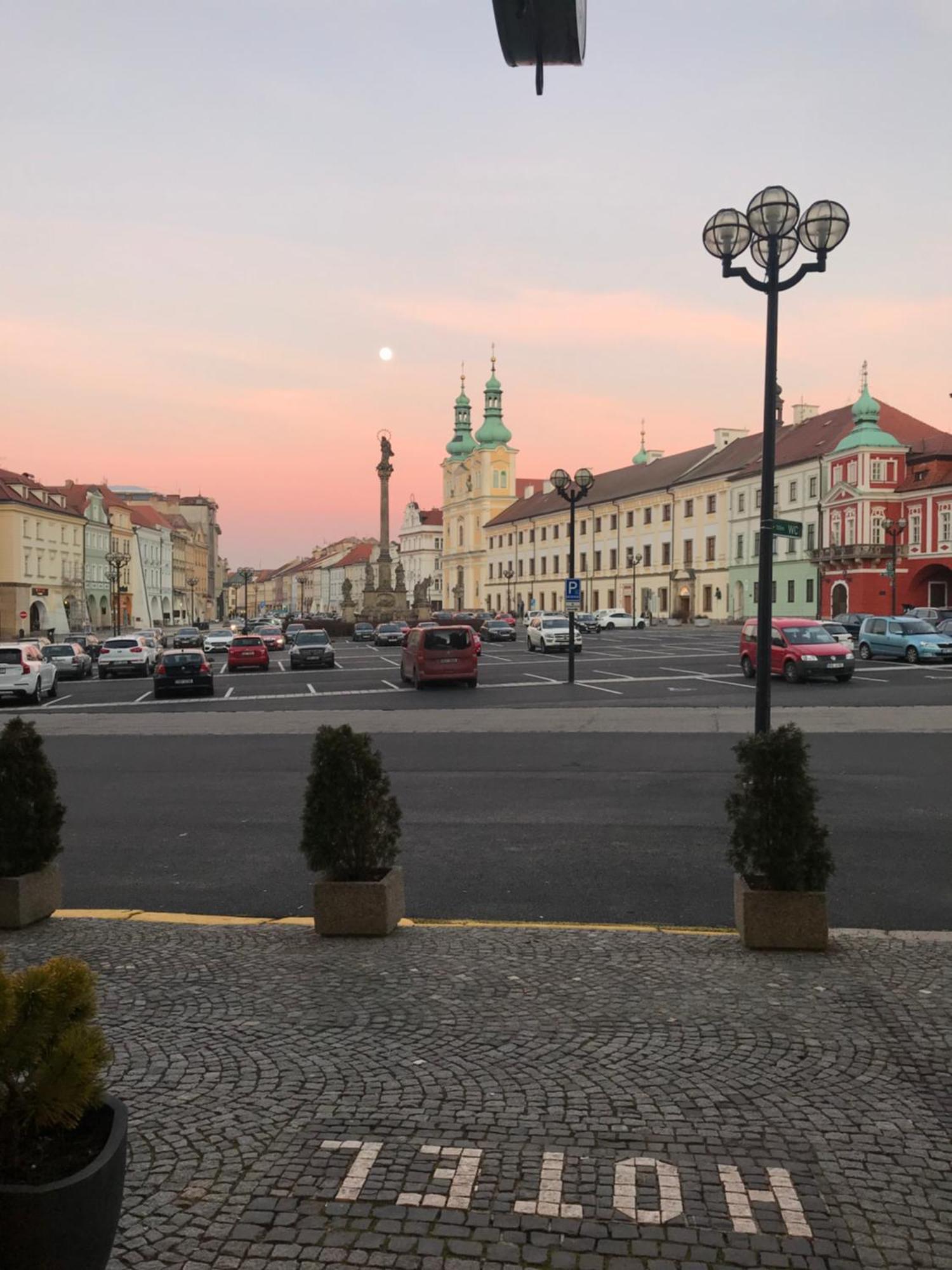 Hotel Vacek Pod Věží Hradec Králové Exterior foto