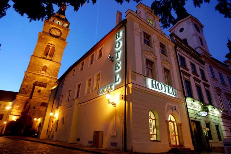 Hotel Vacek Pod Věží Hradec Králové Exterior foto