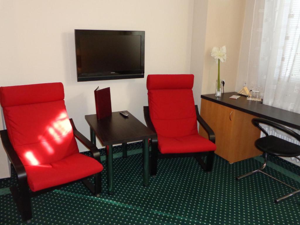 Hotel Vacek Pod Věží Hradec Králové Habitación foto