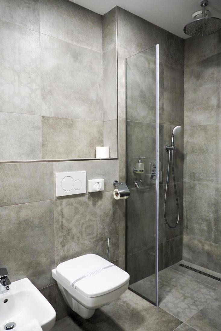 Hotel Vacek Pod Věží Hradec Králové Exterior foto